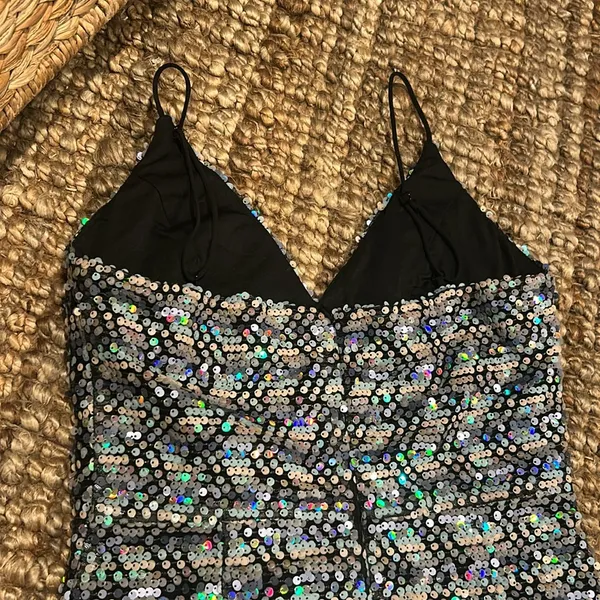 Superdown Revolve Sparkling Sequin Mini Dress Size Small - Image 10