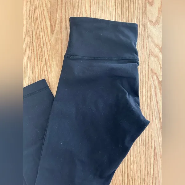 Lululemon leggings - Image 2