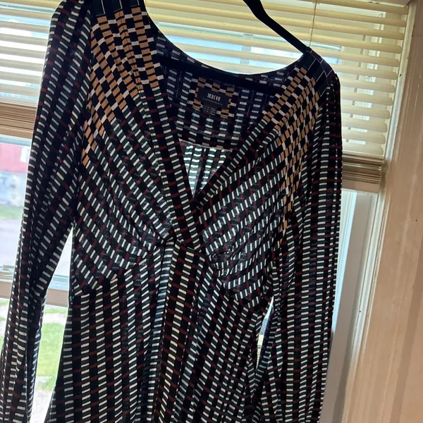 Maeve For Anthropologie Knee Length Dress Black Multi Color Long Sleeved Size 10 - Image 3