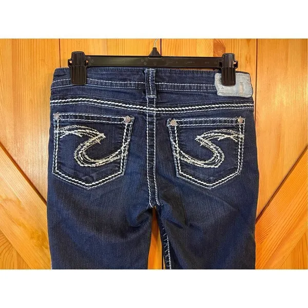Silver Jeans Frances 18" womens size 28 x 33 distressed bootcut dark wash (3327) - Image 6