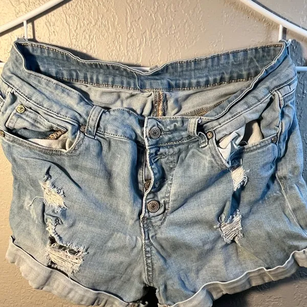 Distressed Denim Women's Jean Shorts Size Small Quad Buttons - Image 2