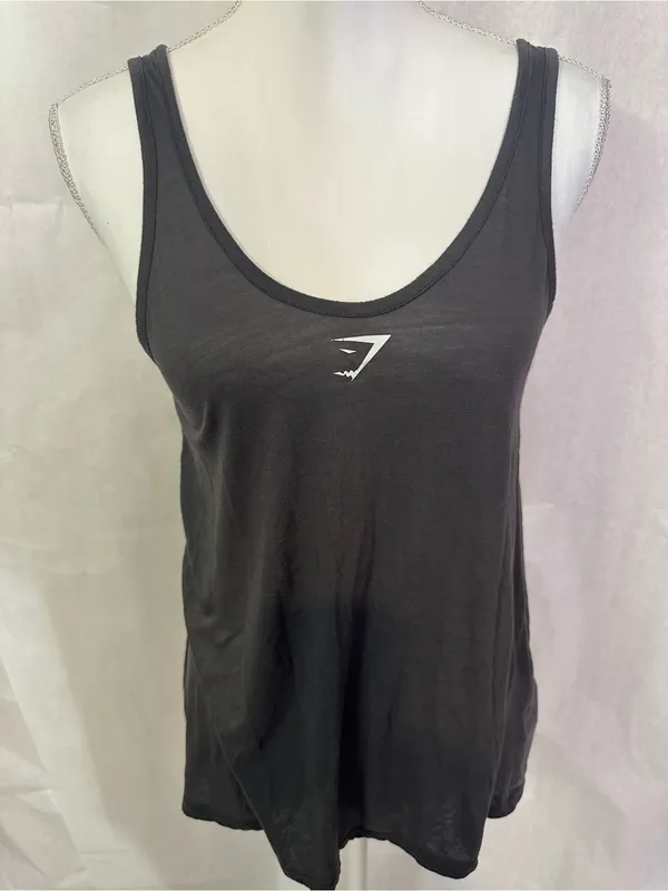 Gymshark Black Women's Scoop Neck Athletic Tank - Image 4