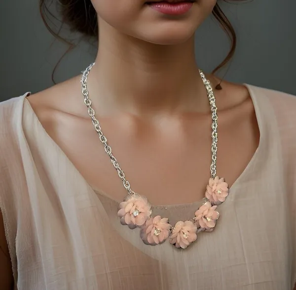 Elegant Pastel Pink Floral Blossom Crystal Statement Necklace silver Adjustable - Image 9