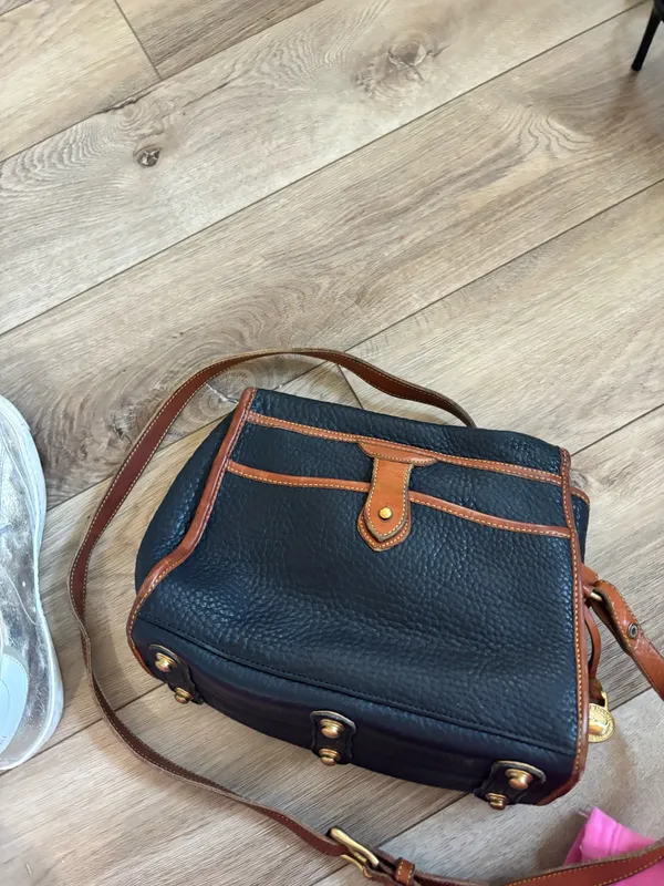 Dooney & Bourke Vintage Bag Crossbody - Image 4