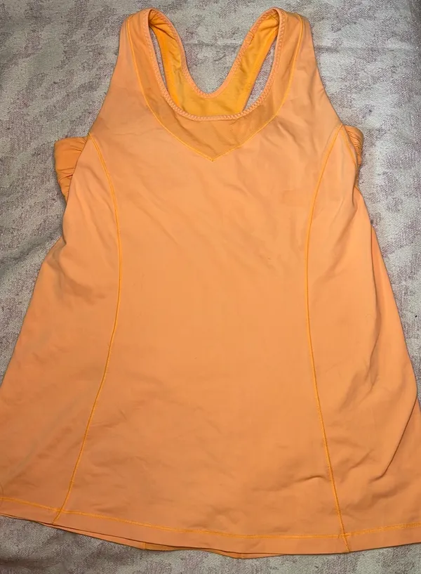 Lululemon Tone It Tank - Image 4