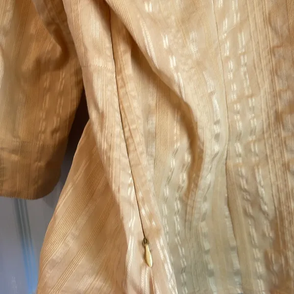 Christopher & Banks Women's L Vintage Y2K Yellow Gold Fall Office V-Neck Blouse - Image 4