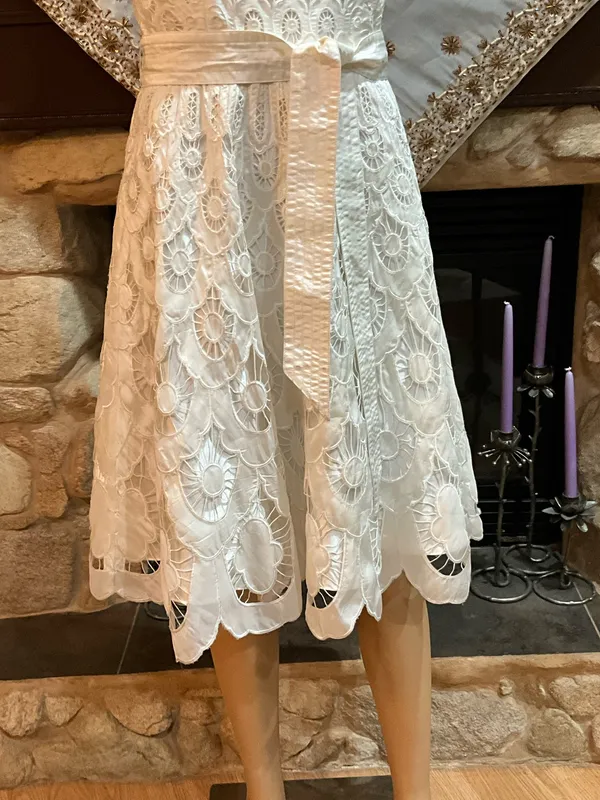 Betsey Johnson Taffeta White Floral Lace Dress 8 - Image 3