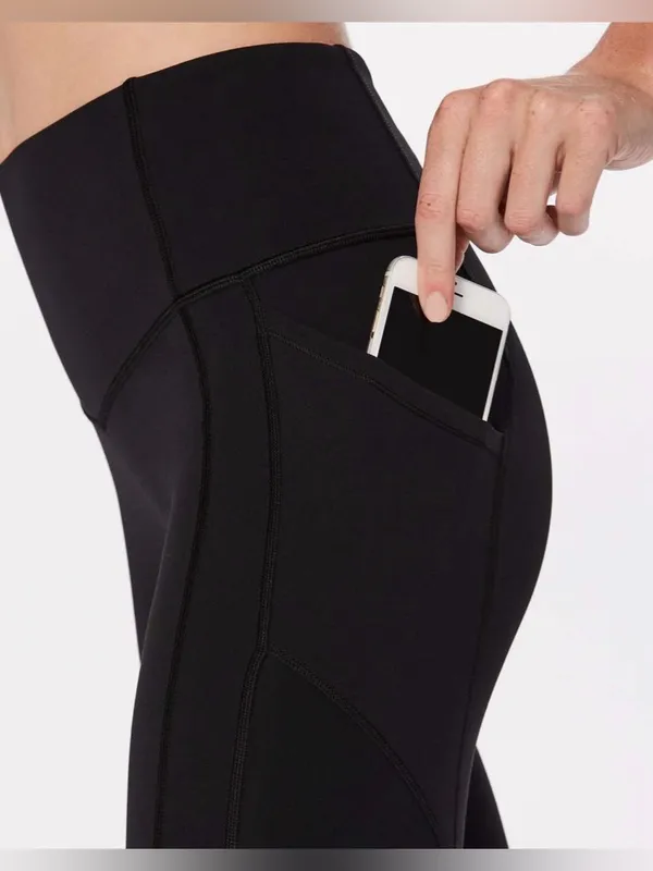 Lululemon All The Right Places Crop II 23" legging black size 6 - Image 2