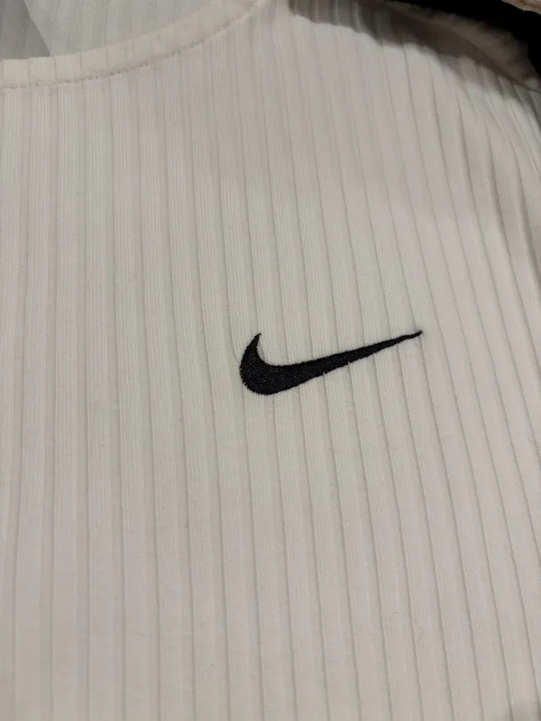 Nike Ribbed Crop Tee - Image 2