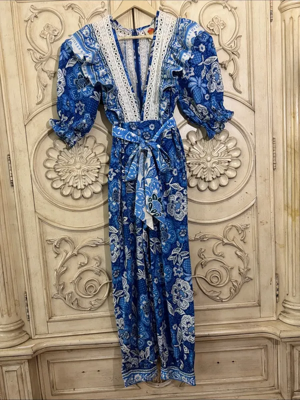FARM Rio Full of Flowers Blue Floral Lace Jumpsuit Small Flaw Vacay Boho S-S - Image 3