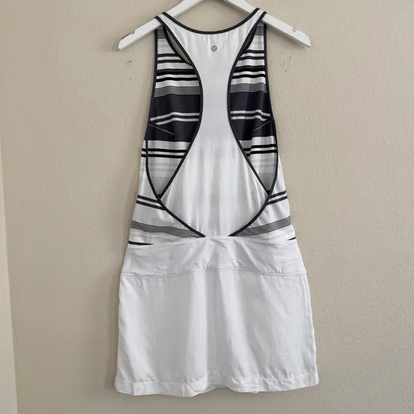 Lululemon Blissed Out Dress Size 8 Racerback Tennis Prep Pickeball Athletic‎ - Image 4