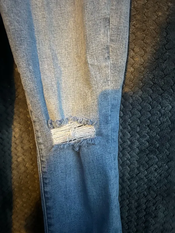 American Eagle Jean - Image 2
