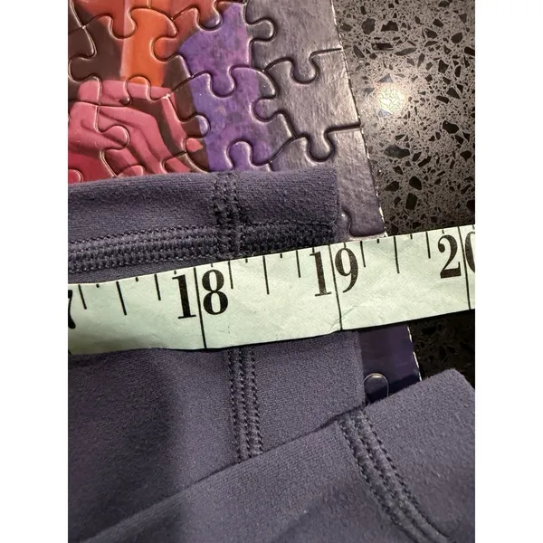 Lululemon‎ Align Gray Leggings Size 6 Crop - Image 7