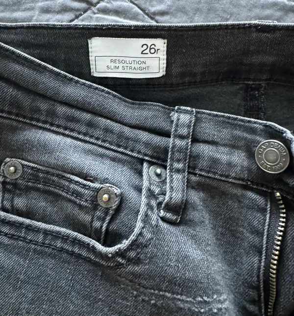 Gap Straight Leg Jeans - Image 3