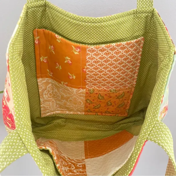 •Handmade vintage fabric shoulder tote bag• - Image 7