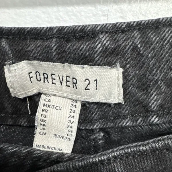 Forever 21 Jeans Womens Size 24 Cargo Wide Leg Belted Faded Black Denim Pants - Image 3