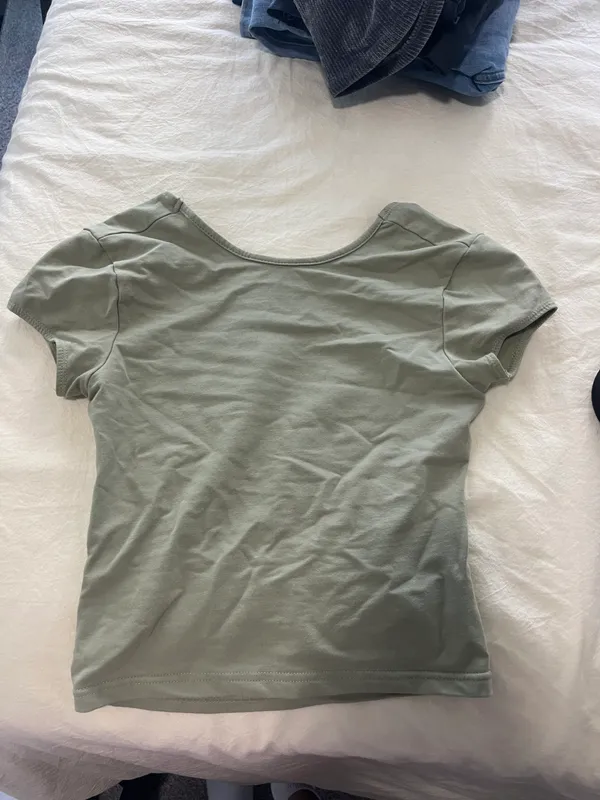 Edikted Bambi Open Back Tee - Image 2