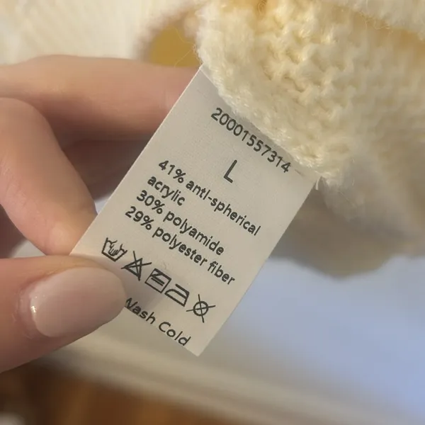 Amazon Cream White Cable Knit Sweater Size Large - Image 2