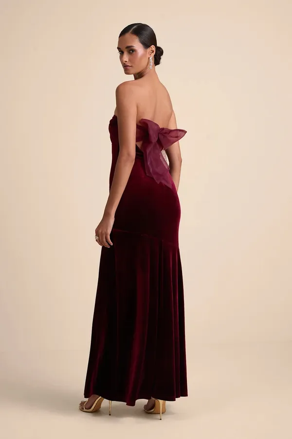 NWOT Lulu's Mesmerizing Elegance Red Velvet Back Bow Maxi Dress Women's Large - Image 2