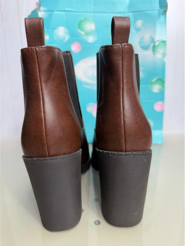 Soda Glove-S Brown Chelsea Ankle Boots Lug Sole Chunky Heel Size 8 New In Box - Image 5