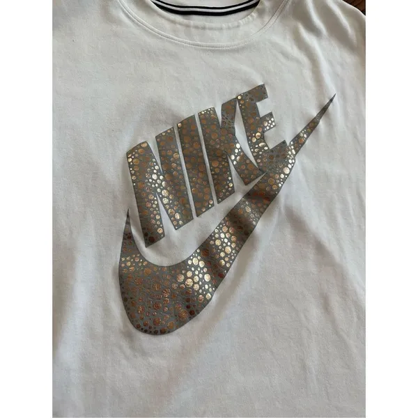 Nike Women's Rally‎ Metallic Fleece Crewneck Sweatshirt Ivory size M - Image 6