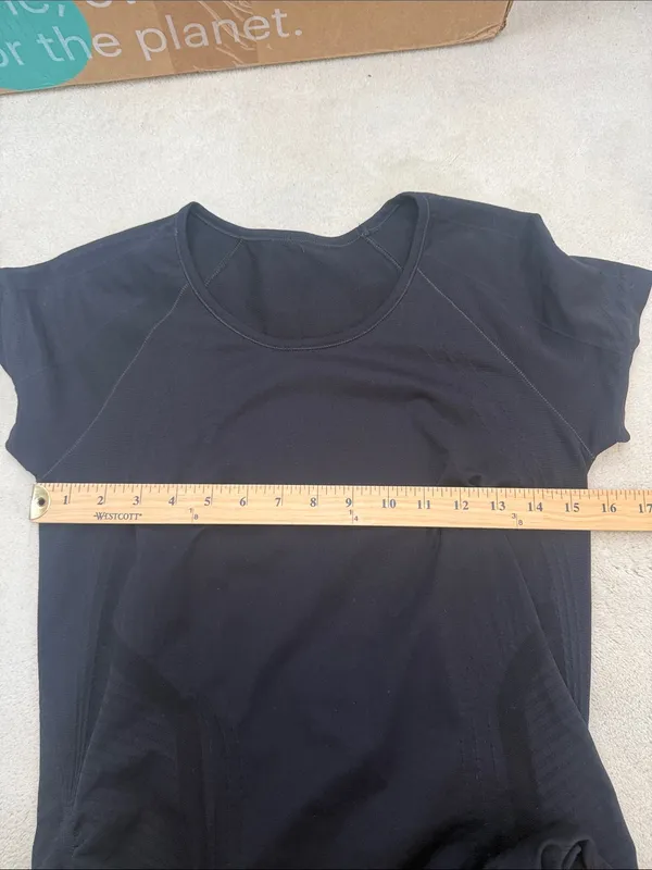 Athleta Speedlight Athletic Seamless Black Tee T-shirt Short Sleeve Ruched M - Image 7