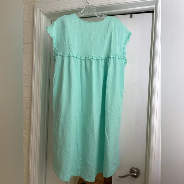 Ruffle Neck Short Sleeve Dress with Pockets Green Size M - Image 6