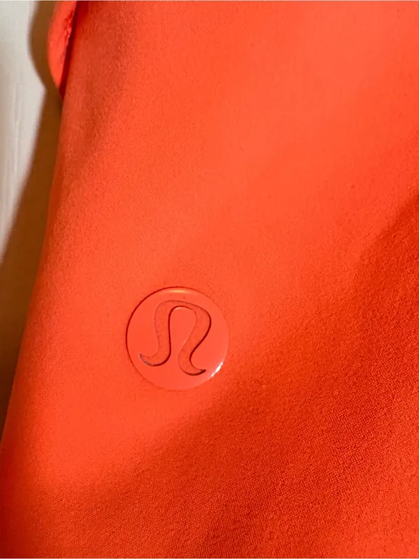 Lululemon Speed Short (H2O). RARE SZ 8 Grapefruit. - Image 3