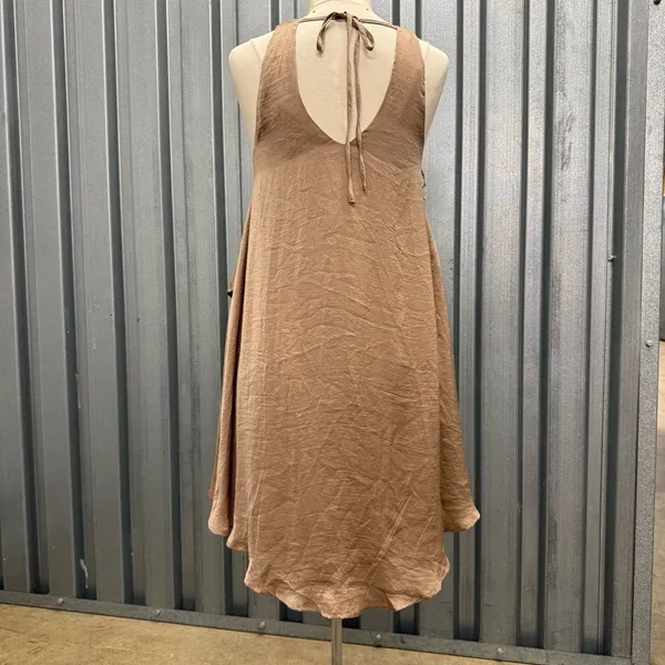 NWOT Wishlist Copper Gold Ruffle Satin Flowy Shift Slip Dress S - Image 4