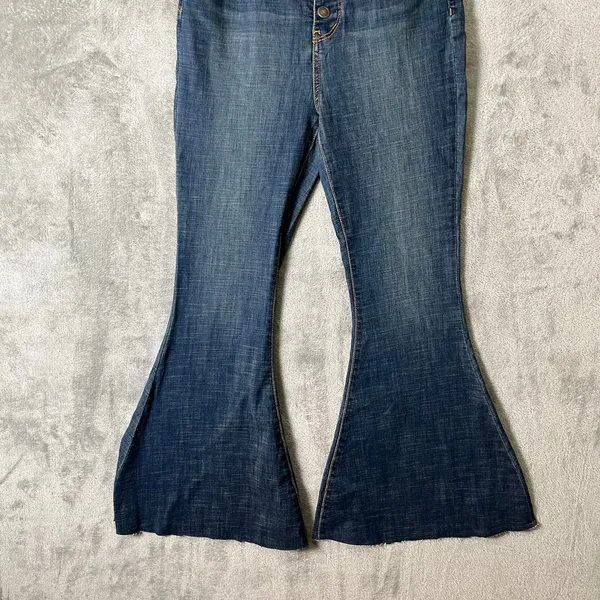 Free People High Rise Button Fly Flare Jeans‎ Boho Wide Leg Raw Hem 28 Rodeo 29” - Image 3