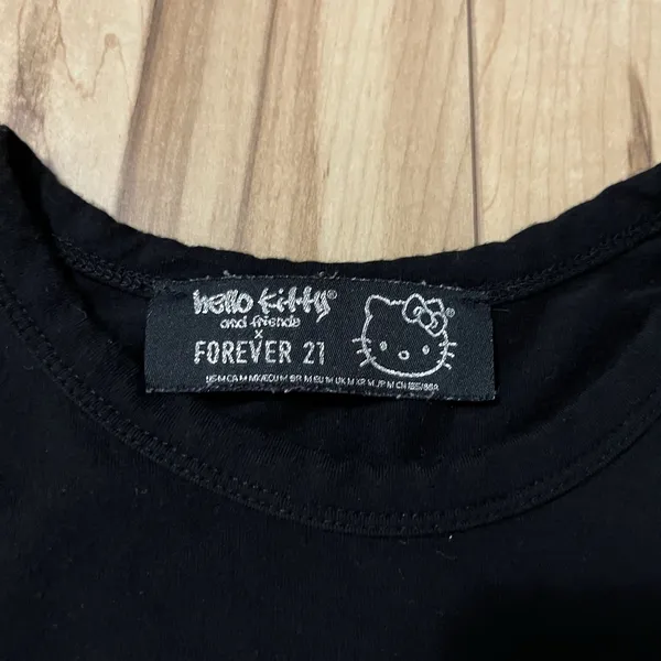 Hello Kitty And Friends X Forever 21 Black Graphic Crop Top Baby Doll T Shirt M - Image 3