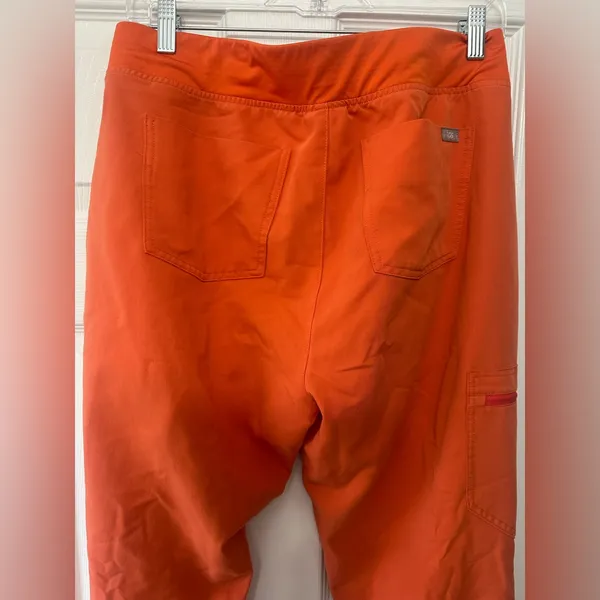 FIGS Women's Size M High Waisted Zamora Yoga Jogger Scrub Sunset Drift Pants - Image 5