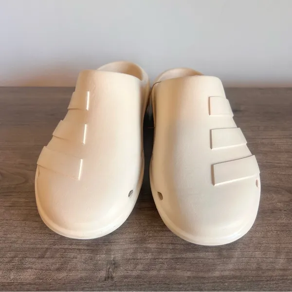 adidas Adicane Unisex Clog Size 8 or 7 SKU#243179 - Image 2