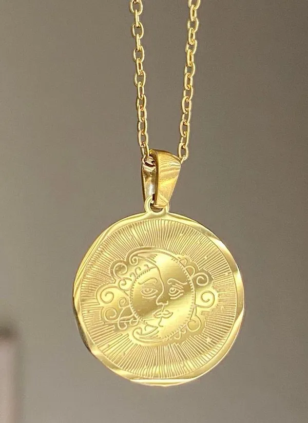 Handmade fully gold stainless steel celestial whimsical vintage moon necklace🌟 - Image 4