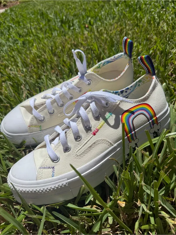 Converse Chuck Taylor All-Star Lift Low LGBT - Image 2
