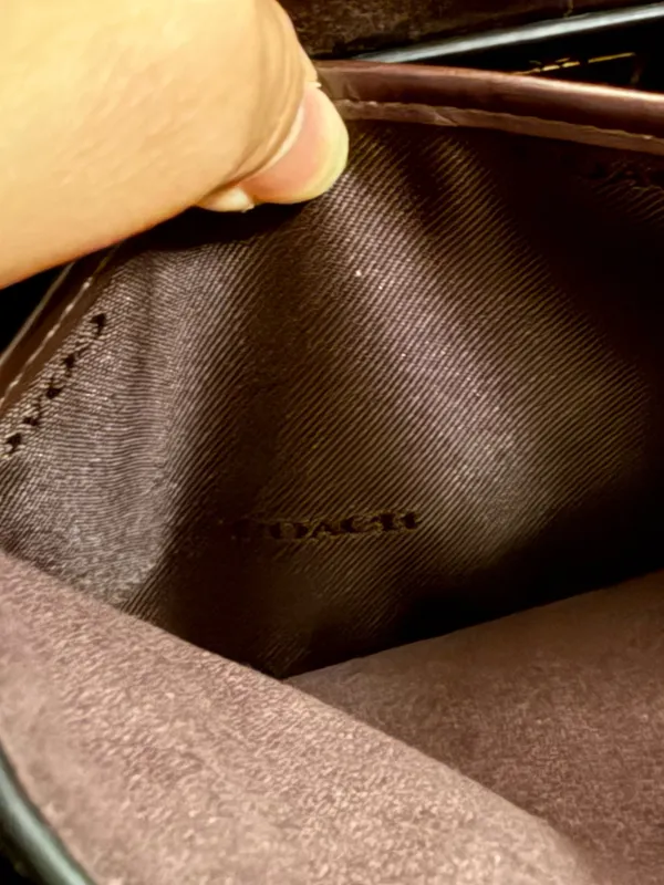 Coach Vintage Black Leather Bag - Image 7