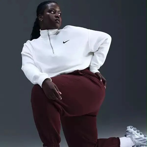 Nike Sportswear Phoenix Fleece Mid-Rise Sweatpants - Image 3