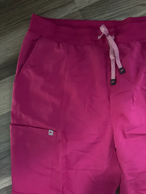 Fabletics Scrub Pants Jogger - Image 2