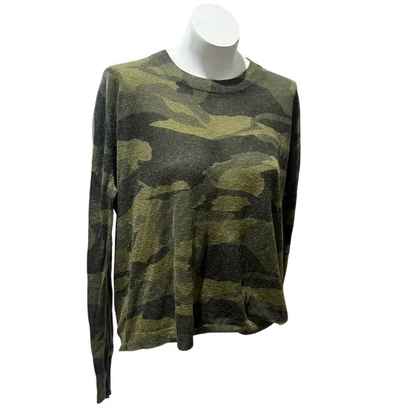 VICI Women's Camouflage Knit Long Sleeve Top Size L Green Casual - Image 5