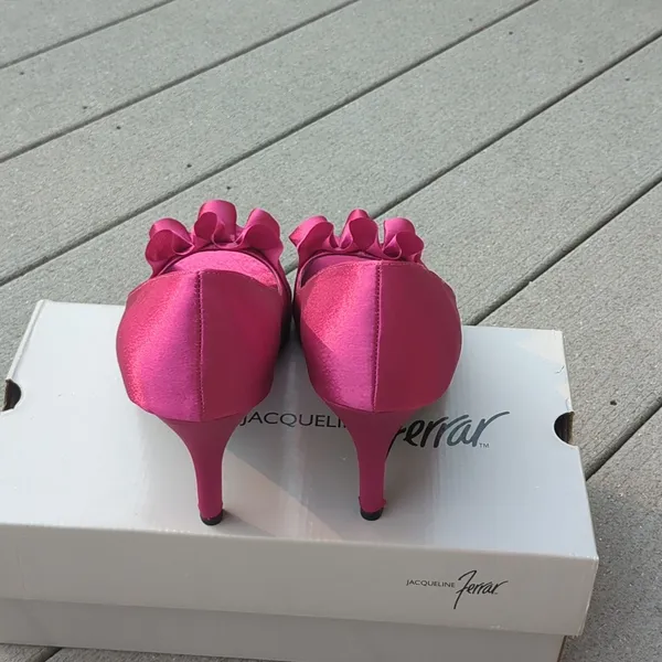 NWT Jacqueline Ferrar Satin Tiffany Peep Toe Heels | Satin Peep Toe Heels - Image 5