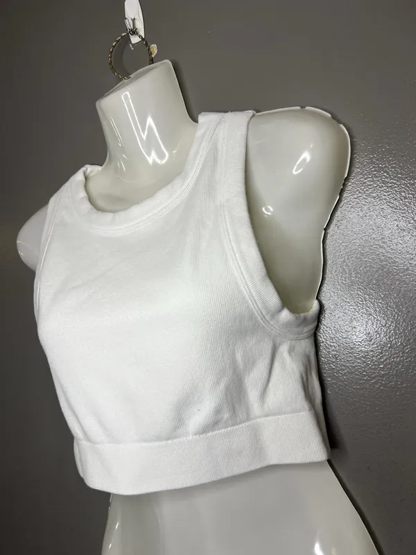 OFFLINE By Aerie Sports Bra Womens Medium White Seamless Racerback Crop Stretch - Image 3