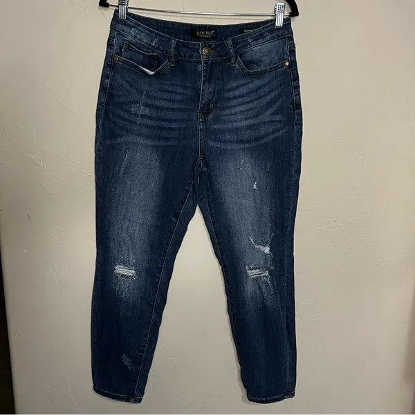 Judy Blue Relaxed Fit‎ high rise distressed Crop Denim Jeans - Image 2