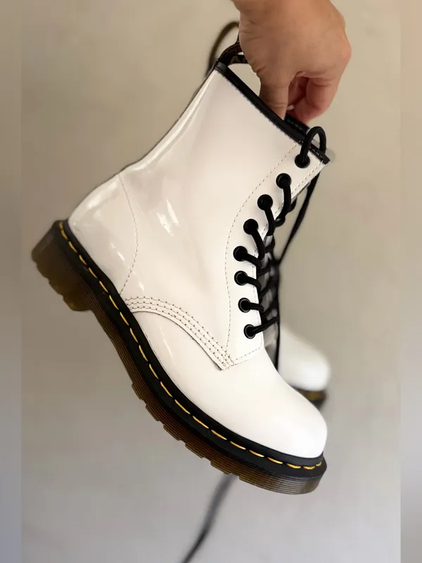 Dr. Martens 1460 White Patent Leather Boots - Womens Size 7 White Patent 8-Eye - Image 12