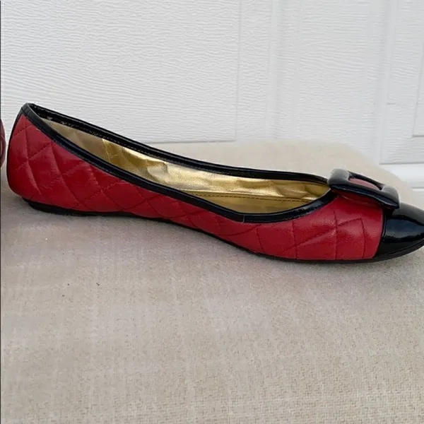 Marc Fisher Red& Black Leather Flats - Image 5