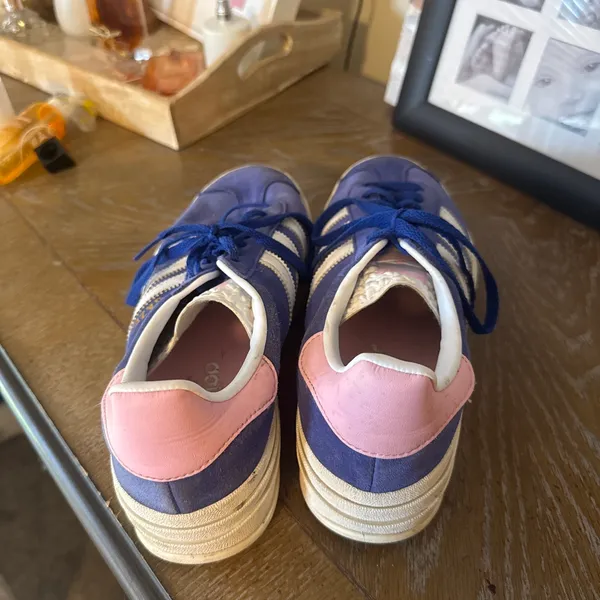 Adidas Gazelle Blue Sneakers - Image 2