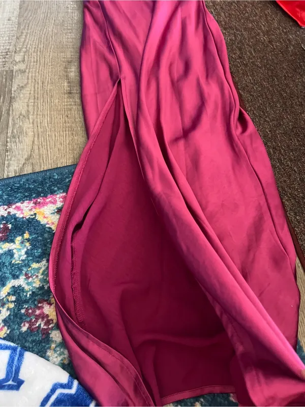 Lioness Magenta Walk The Line Satin Cowl High Slit Pink Maxi Midi xSmall - Image 12