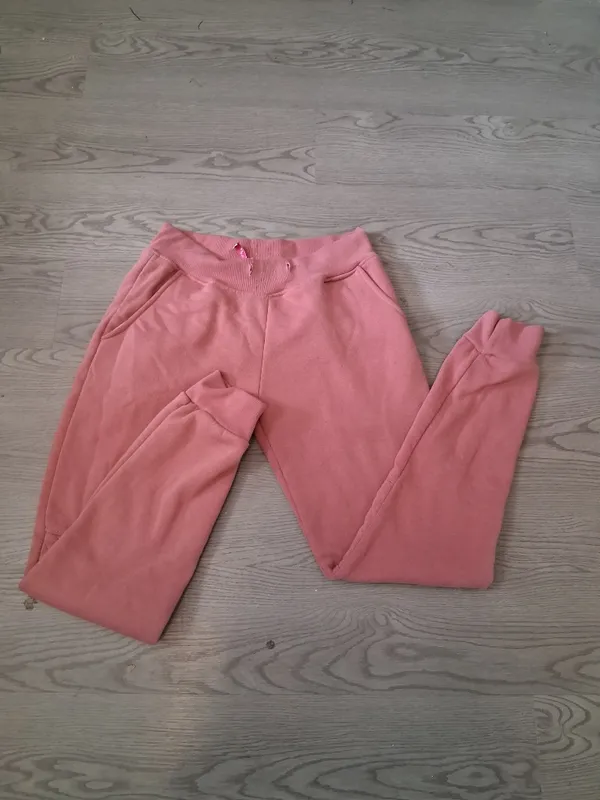 True Rock women's sweatpants sweats joggers loungewear in pink size large. Fits smaller to size. - Image 9