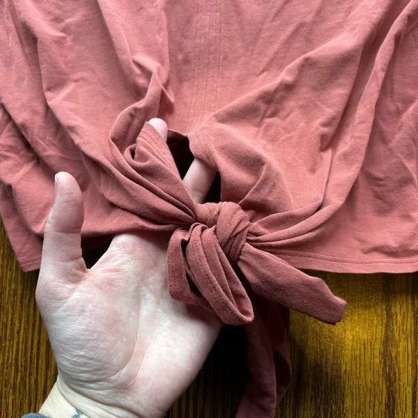 lululemon athletica Short Sleeve Knot Front Tee - Rust Sz 4 - Image 2