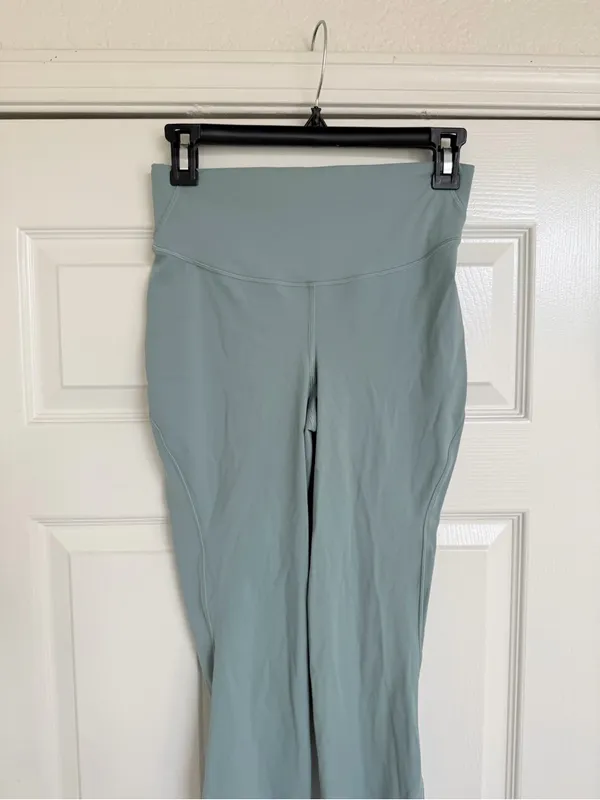 Lululemon Wunder Train High-Rise Sage Green Women's Active Yoga Leggings 8 - Image 3
