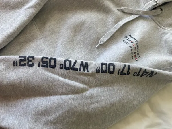 Nantucket Hoodie Size L - Image 3